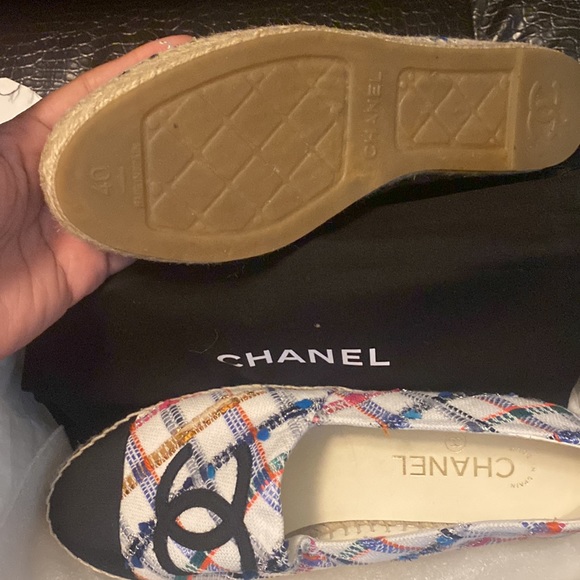 AUTHENTIC CHANEL ESPADRILLES SIZE 40 - Picture 2 of 2